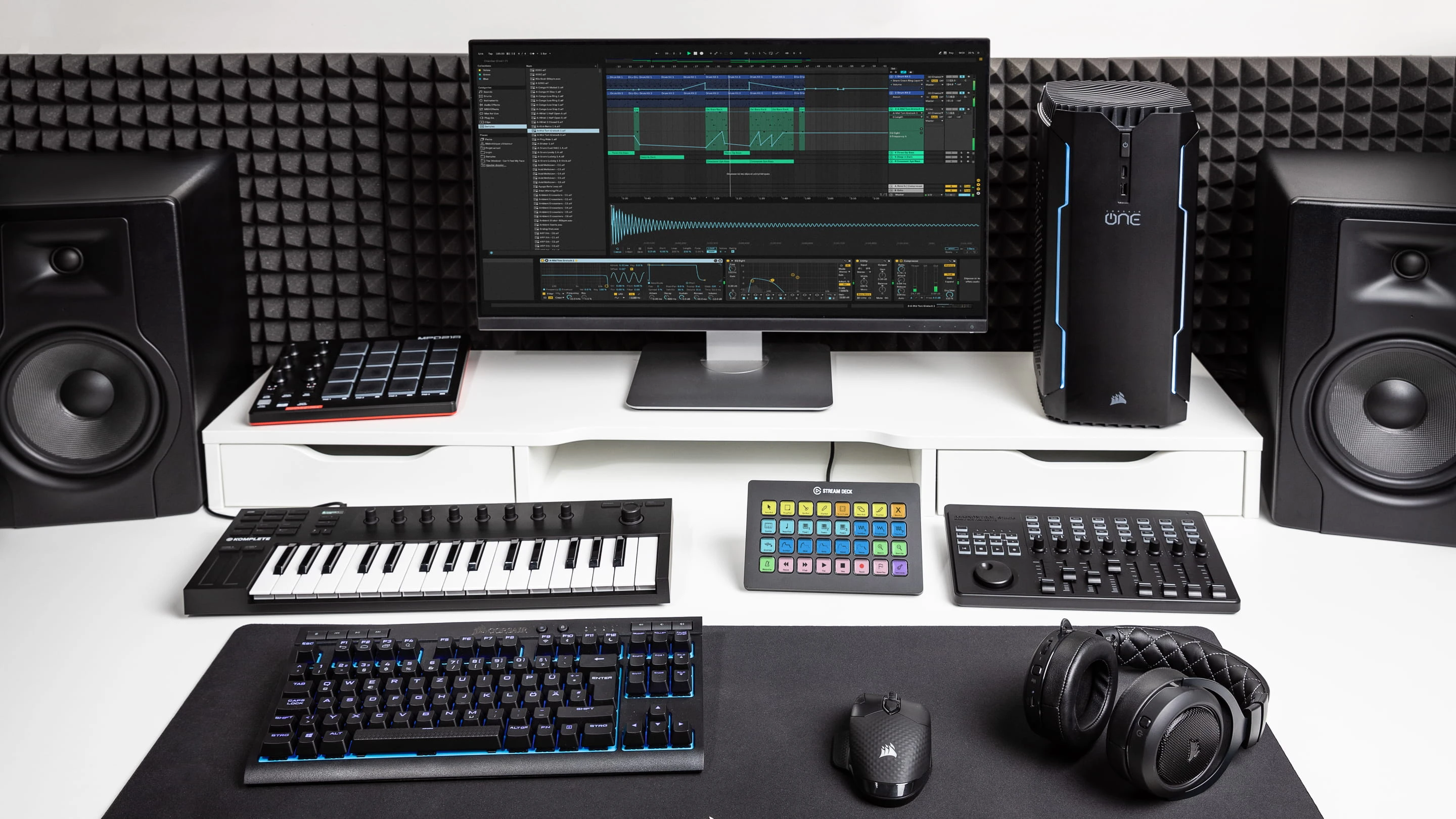 Elgato Stream Deck XL, spartus praplėstų funkcijų paleidimo įrenginys aprašymas - Prekės nuotrauka