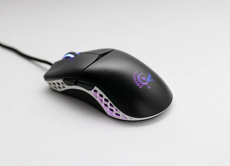 Ducky Feather Black & White pelė žaidimams su Huano Switch aprašymas - Prekės nuotrauka