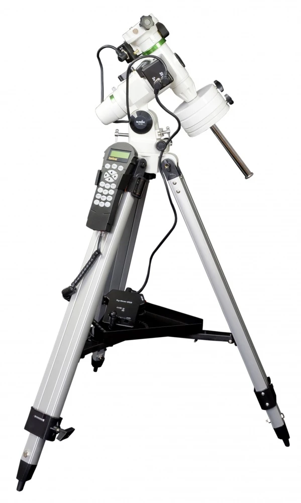 Žiūronai Montuotė Skywatcher EQ3 PRO SynScan aprašymas - Prekės nuotrauka