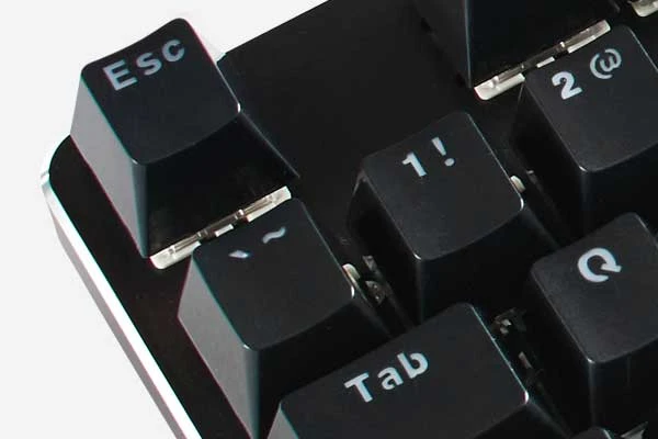 Glorious Klaviatūra Compact GMMK-COMPACT-BRN, ANSI US išdėstymas, Gateron Brown Switch aprašymas - Prekės nuotrauka