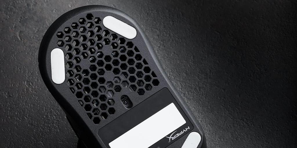 Žaidimų pelė HyperX Pulsefire Haste, Juoda/Raudona aprašymas - Prekės nuotrauka