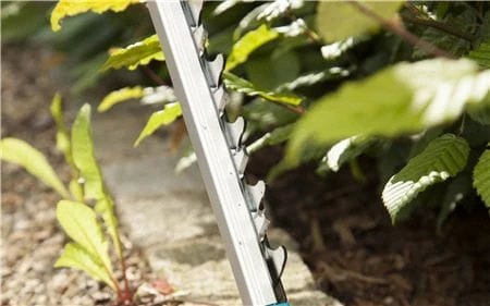GARDENA Elektrinės gyvatvorių žirklės ComfortCut 550/50 aprašymas - Prekės nuotrauka