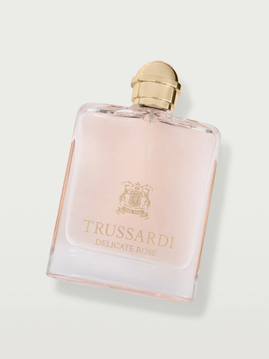 Kvepalai moterims Trussardi Delicate Rose EDT 30ml aprašymas - Prekės nuotrauka