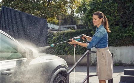 Gardena Vidutinio slėgio akumuliatorinė plovykla „AquaClean 24 / 18V P4A“ solo, 14800-55 aprašymas - Prekės nuotrauka