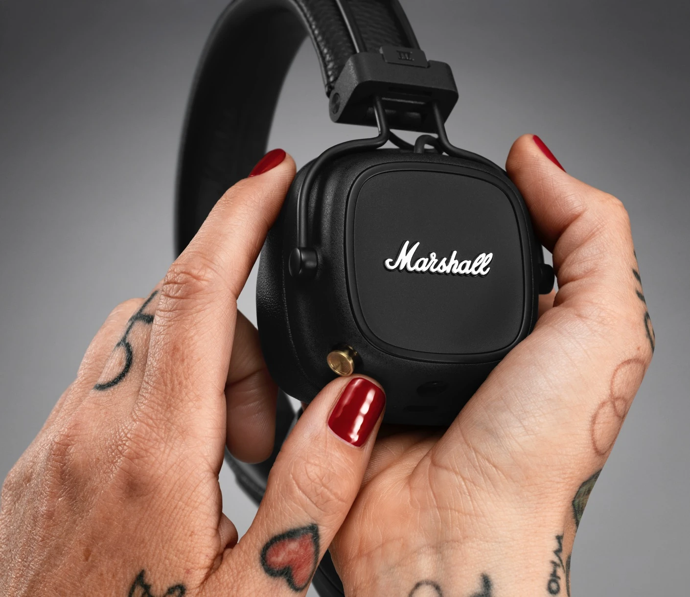 Ausinės Marshall Major IV Bluetooth, Rudos spalvos aprašymas - Prekės nuotrauka