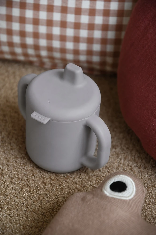 BEABA SILIKONINIS 2-IN-1 MOKOMASIS PUODELIS, PEBBLE