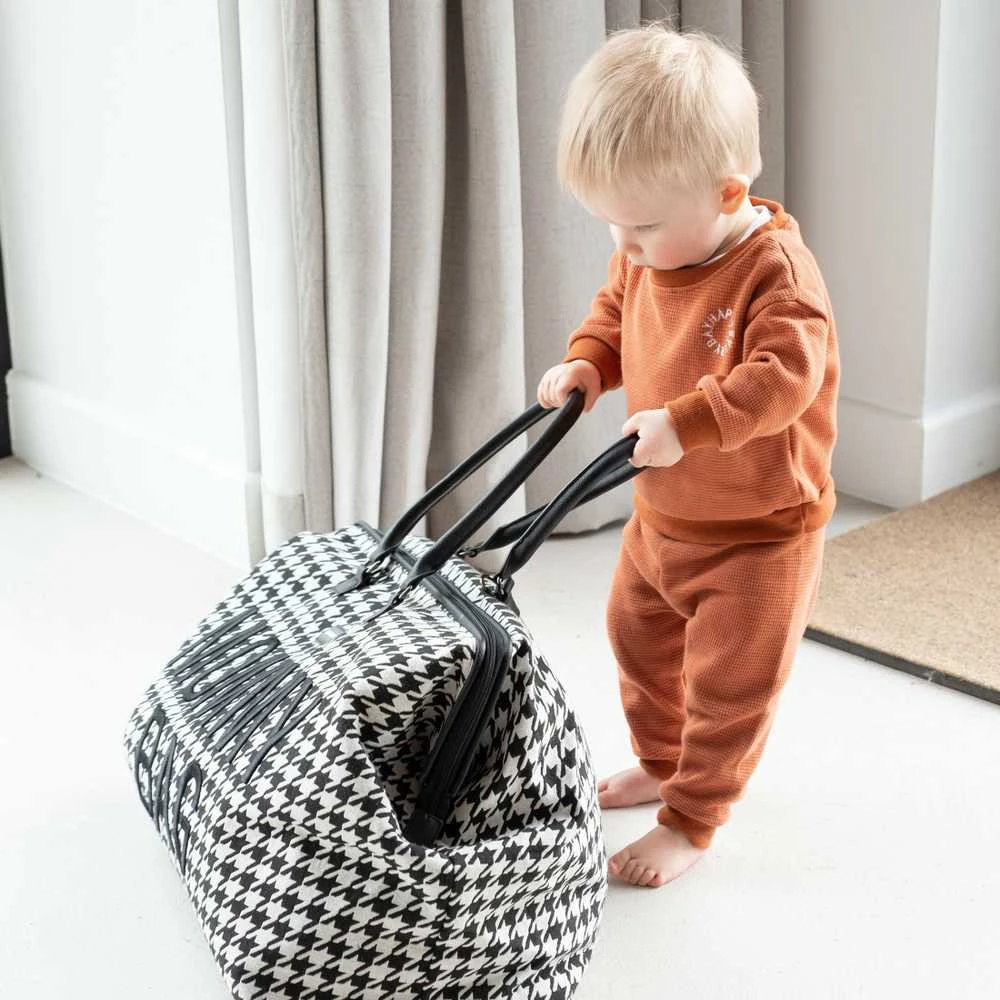 CHILDHOME DIDELIS MAMOS REIKMENŲ KREPŠYS MOMMY BAG, PIED DE POULE, Juodas