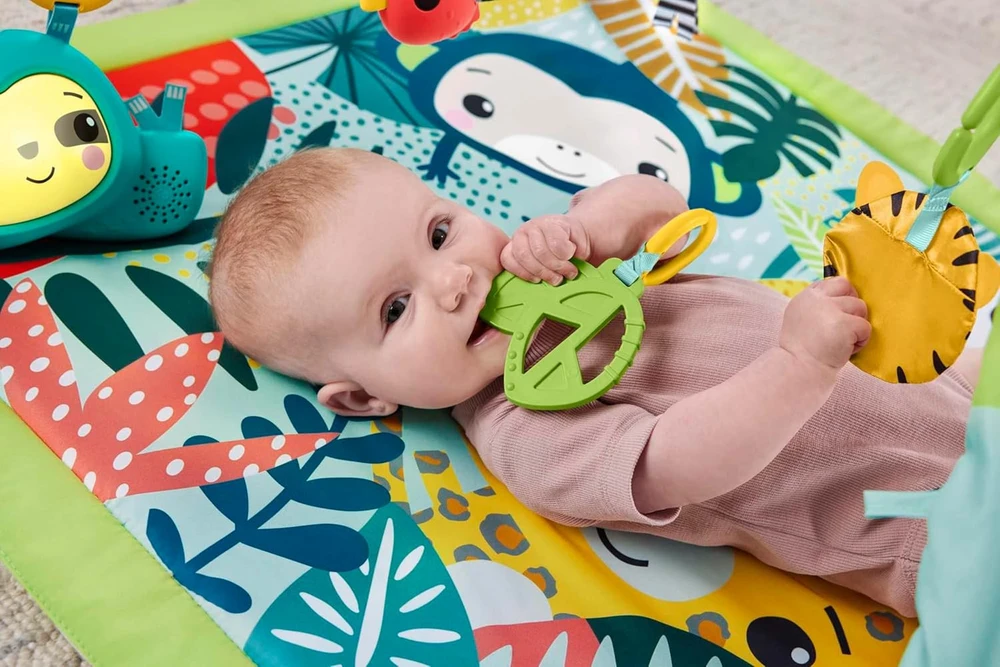 Lavinamasis kilimėlis Fisher-Price 3-in-1 Rainforest Sensory Gym, su atogrąžų miško gyvūnais (FPHJW08)