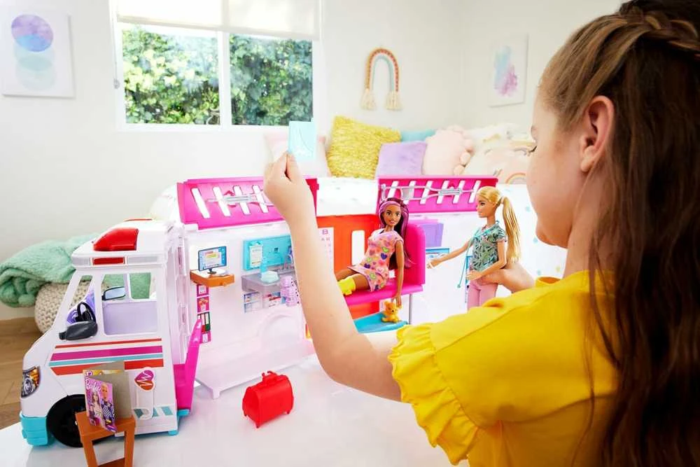 Mattel „Barbie Care Clinic“ greitosios pagalbos rinkinys
