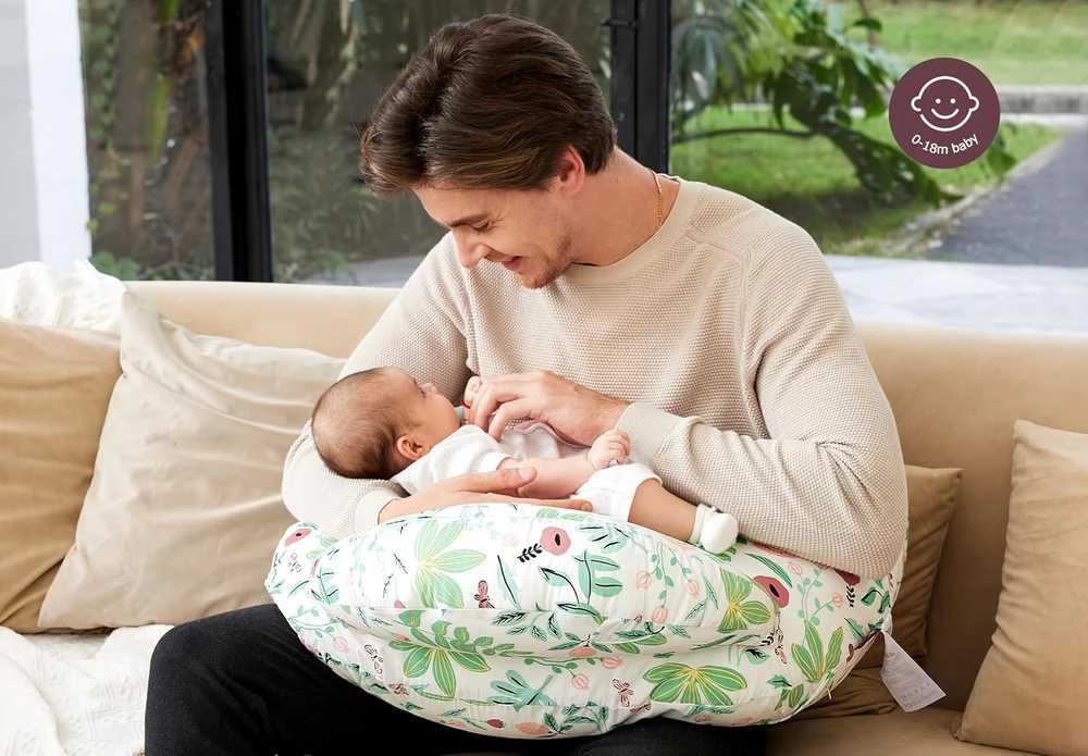 MOMCOZY PRISITAIKANTI MAITINIMO PAGALVĖ, Žalias FOREST