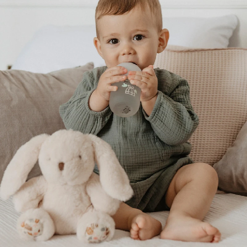 SUAVINEX BABY COLOGNE DOVANŲ RINKINYS: KVAPUSIS VANDUO KŪDIKIAMS 100 ML IR 50 ML, PLIUŠINIS ZUIKUTIS