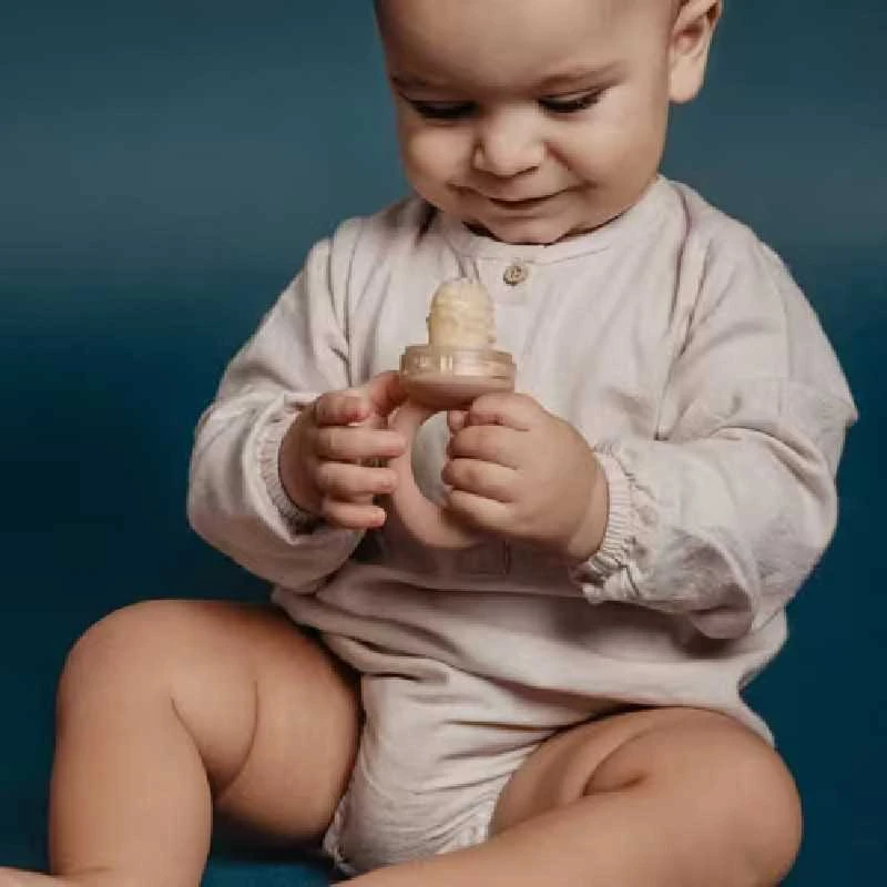 SUAVINEX SILIKONINIS KŪDIKIŲ MAITINTUVAS, NUO 6 MĖN., ROSE