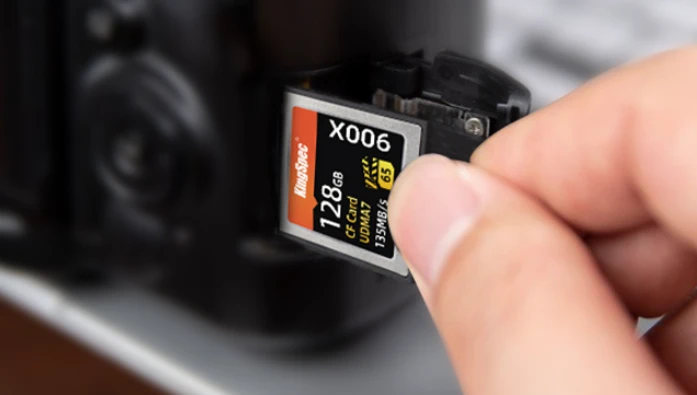 128 GB CF tipo atminties kortelė