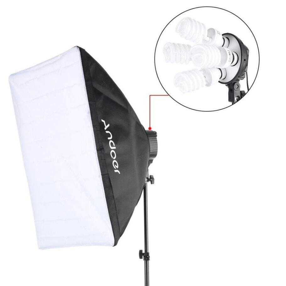 stovai su 4 apšvietimo lempomis (softbox)