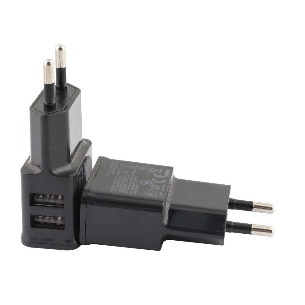USB ir 220 V kištukas