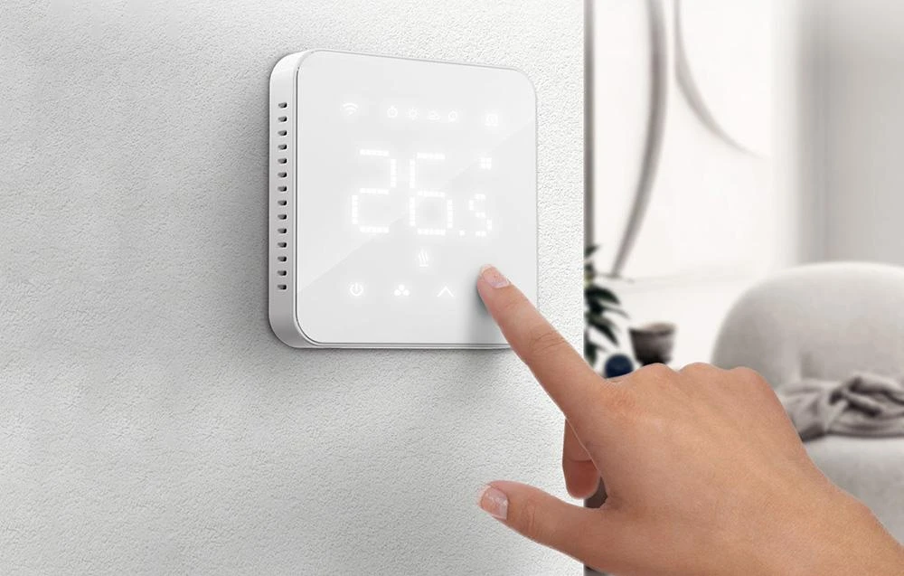 Meross MTS200 Wi-Fi termostatas veikia su Apple Homekit, SmartThings
