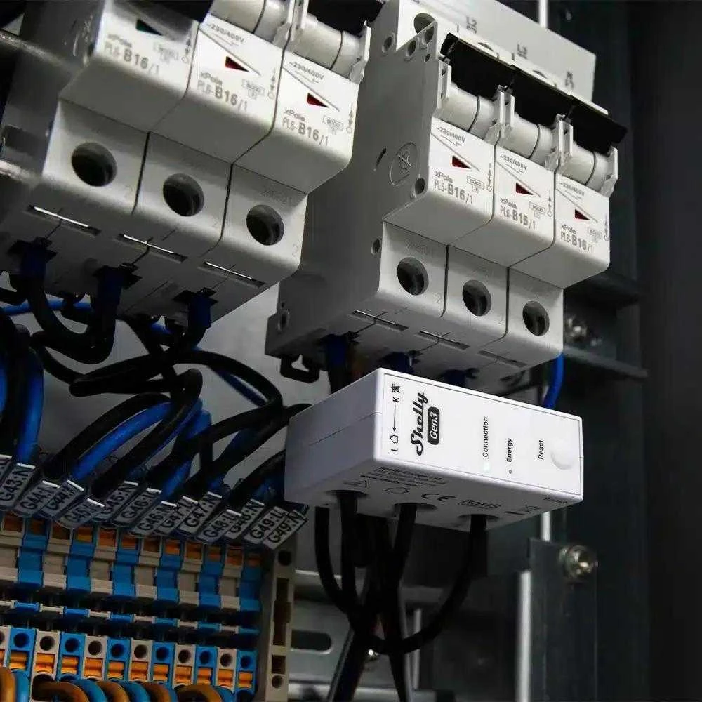 Shelly 3EM-63W Gen3 elektros sąnaudų skaitiklis