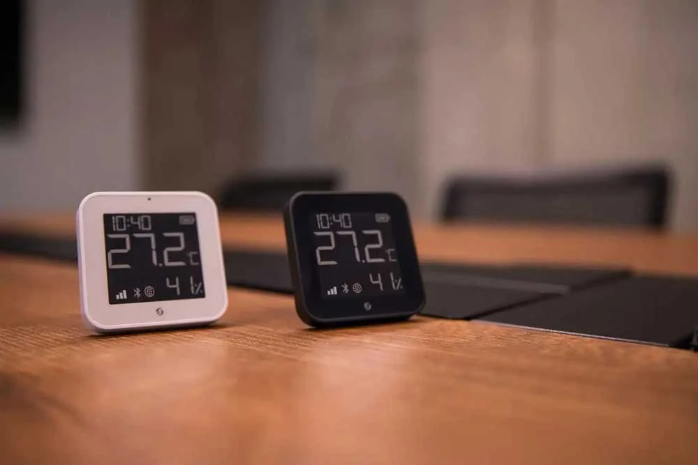 Shelly BLU H&T Ekranas ZB temperatūros, drėgmės, LUX sensorius, Bluetooth, Zigbee, Baltas