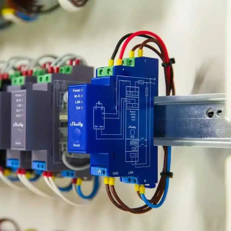 Shelly Pro Dimmer 0/1-10V PM apšvietimo valdiklis