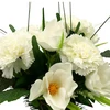 Dirbtinė gvazdikų ir magnolijų žiedų puokštė vazone
