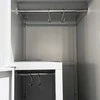 Metalinė persirengimo spintelė šešiavietė, dviejų lygių, L formos Rehalt Systems 1940 x 1200 x 500 su reguliuojamomis kojelėmis