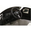 Baltas BMW X6 elektrinis automobilis
