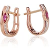 Auksiniai auskarai anglišku užsegimu, Raudonas Auksas, Briliantai , Rubinas - 2.1 g. - 14 mm. - Briliantai (0,032Ct), Rubinas (0,235Ct)