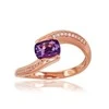 Auksinis žiedas su brangakmeniais. Metalas: Raudonas Auksas. Praba: 585°. Akmuo: Briliantai , Ametistas - 18 - 3.36 g. - Briliantai (0,08Ct), Ametistas (0,62Ct)