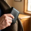 Maža plona vyriška odinė piniginė su RFID STEVENS, juoda D40033