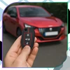 Silikoninis raktelio dėklas juodai raudonas Peugeot/Citroen A123