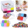 Lean Toys 9000 dalių karoliukų rinkinys su dėklu ir šablonais