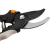 Neo Tools Genėjimo žirklas apeinant šakas 200 mm, pjovimo diapazonas iki 18 mm, reguliuojamas atstumas tarp žirklių.