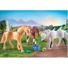 Konstruktorius Playmobil Trys arkliai su balnais 71356