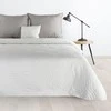 Eurofirany DESIGN 91 BONI / 6 Lovatiesė, dygsniuota karšto spaudimo būdu su lapų raštu, 170X210 cm, spalva: balta Lovatiesė