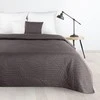 Eurofirany DESIGN 91 BONI / 6 Lovatiesė, dygsniuota karšto spaudimo būdu su lapų raštu, 220X240 cm, spalva: grafito Lovatiesė