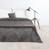 Eurofirany DESIGN 91 LUIZ / 4 Aksominė lovatiesė, dygsniuota karšto spaudimo būdu su palmių lapų raštu, 170X210 cm, spalva: grafito Lovatiesė