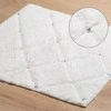 Eurofirany  CHIC / 2 minkštas kilimėlis, dekoruotas geometriniu raštu su kristalais, 60X90 cm, spalva: balta
