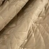 Eurofirany Aksominis dekoratyvinis lovos užtiesalas, geometrinis raštas, karšto spaudimo technika, 220x240 cm, trijų sluoksnių konstrukcija, poliesterio pledas, miegamojo tekstilė Lovatiesė