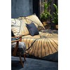 Eurofirany LIMITED COLLECTION MUSA4 Patalynės komplektas iš natūralaus tencel pluošto su ginkmedžio lapų raštu, 160 X 200 cm, 2 vnt. 70 X 80 cm, spalva: tamsiai mėlyna / auksinė