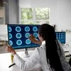Monitorius „ALOGIC Clarity“ 32 colių UHD 4K televizorius su 65 W PD