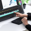 „ALOGIC Clarity Pro Touch“ 27 colių UHD 4K monitorius su 65 W raiška ir internetine kamera