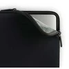 Pipetto Classic Fit dėklas, juodos spalvos – Apple MacBook Air 15