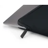 „Pipetto Classic Fit“ dėklas, skirtas „MacBook Pro 16“ – juodas
