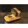 DeWalt DCB117 kroviklis su įstatytu 18/54V XR FlexVolt akumuliatoriumi