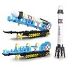 „Dickie City“ sunkvežimis su „Space Mission“ sunkvežimiu 41 cm raketa