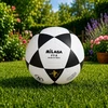 Lean Toys Treniruočių futbolo kamuolys 5 dydis