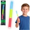 Lean Toys Trijų spalvų fluorescencinis švytintis lazdelės žaislas, skirtas vakarėliams ir lauko renginiams, 31,5 cm