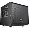 THERMALTAKE Core V1 Mini-ITX Case 2x USB 3.0 ir 1x HD Audio I/O jungtis viršuje, vienas iš anksto įdiegtas 200 mm ventiliatorius