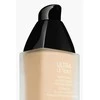 Chanel Ultra Le Teint Flawless Finish Fluid Foundation ilgai išliekanti tobulinanti kreminė pudra, matinis švytintis efektas, atspalvis: B10, 30 ml