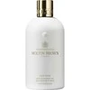 Molton Brown Milk Musk Bath &amp; Dušo želė dušo želė, 300 ml